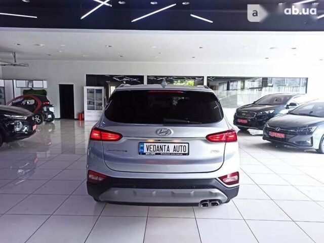 Хендай Санта Фе, об'ємом двигуна 2 л та пробігом 123 тис. км за 27000 $, фото 4 на Automoto.ua