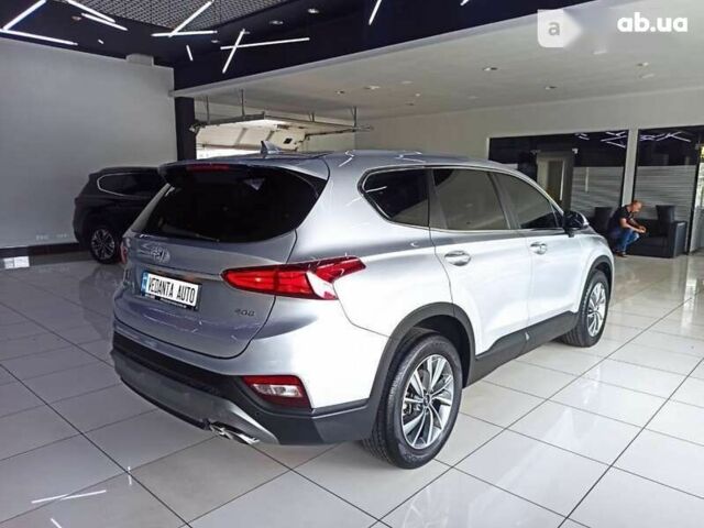 Хендай Санта Фе, об'ємом двигуна 2 л та пробігом 123 тис. км за 27000 $, фото 3 на Automoto.ua