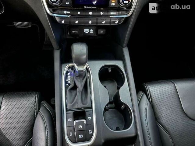 Хендай Санта Фе, объемом двигателя 2 л и пробегом 143 тыс. км за 30000 $, фото 12 на Automoto.ua