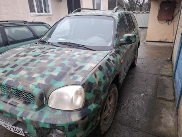 Хендай Санта Фе, объемом двигателя 2 л и пробегом 154 тыс. км за 1700 $, фото 1 на Automoto.ua