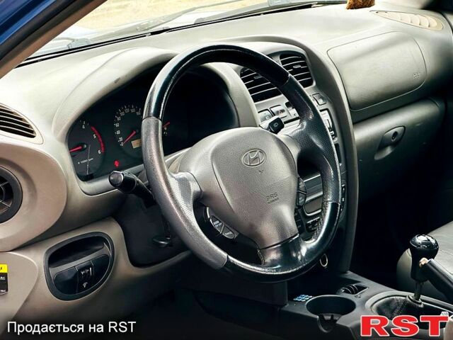 Хендай Санта Фе, об'ємом двигуна 2 л та пробігом 370 тис. км за 4700 $, фото 11 на Automoto.ua