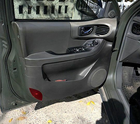 Хендай Санта Фе, объемом двигателя 2 л и пробегом 360 тыс. км за 5200 $, фото 2 на Automoto.ua