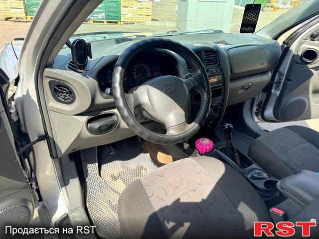 Хендай Санта Фе, об'ємом двигуна 2 л та пробігом 309 тис. км за 3450 $, фото 8 на Automoto.ua