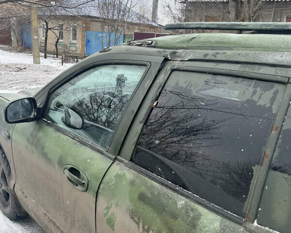 Хендай Санта Фе, объемом двигателя 2 л и пробегом 280 тыс. км за 2000 $, фото 1 на Automoto.ua