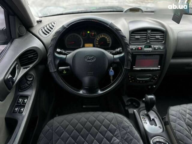 Хендай Санта Фе, объемом двигателя 0 л и пробегом 231 тыс. км за 6490 $, фото 18 на Automoto.ua