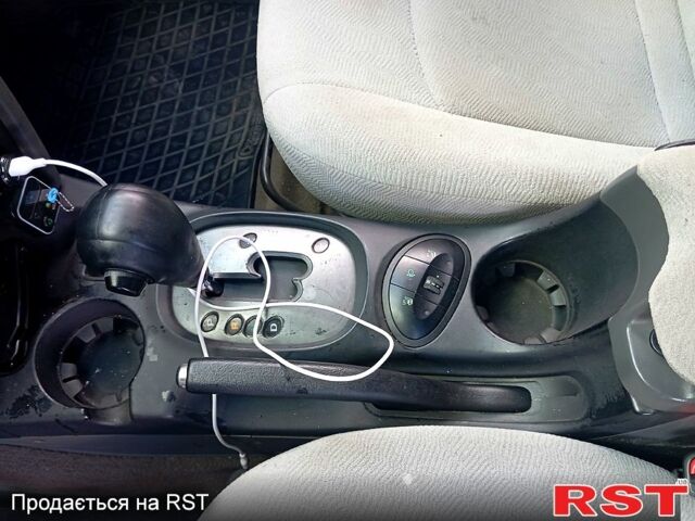 Хендай Санта Фе, об'ємом двигуна 2 л та пробігом 276 тис. км за 5500 $, фото 1 на Automoto.ua