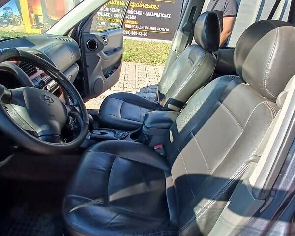 Хендай Санта Фе, объемом двигателя 0 л и пробегом 321 тыс. км за 6000 $, фото 6 на Automoto.ua