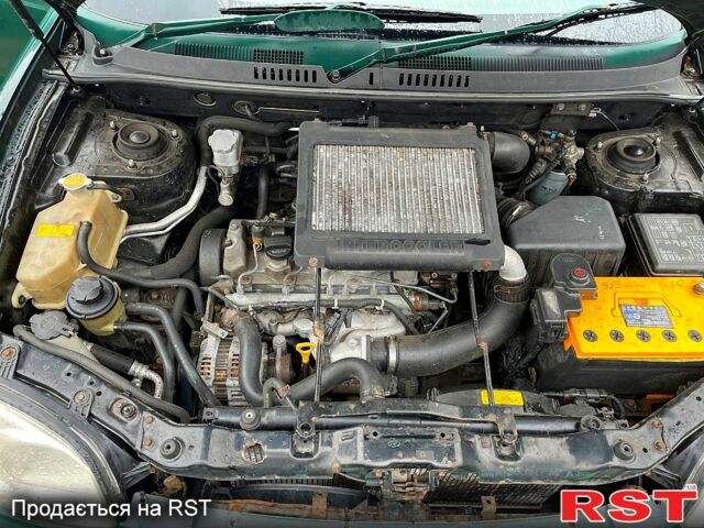 Хендай Санта Фе, объемом двигателя 2 л и пробегом 278 тыс. км за 3100 $, фото 2 на Automoto.ua