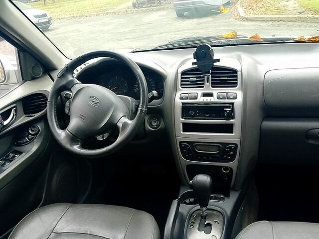 Хендай Санта Фе, об'ємом двигуна 2 л та пробігом 0 тис. км за 2100 $, фото 4 на Automoto.ua