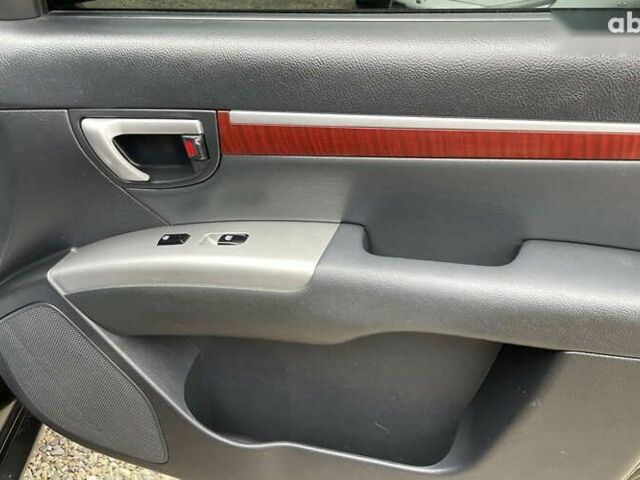 Хендай Санта Фе, объемом двигателя 2.2 л и пробегом 288 тыс. км за 10500 $, фото 8 на Automoto.ua