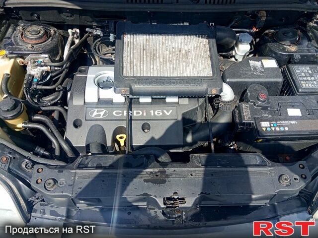 Хендай Санта Фе, объемом двигателя 2 л и пробегом 300 тыс. км за 3499 $, фото 1 на Automoto.ua