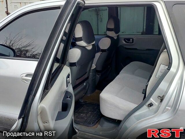 Хендай Санта Фе, объемом двигателя 2 л и пробегом 200 тыс. км за 7650 $, фото 5 на Automoto.ua