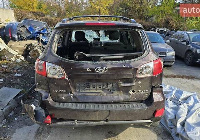 Хендай Санта Фе, объемом двигателя 0 л и пробегом 214 тыс. км за 3200 $, фото 2 на Automoto.ua