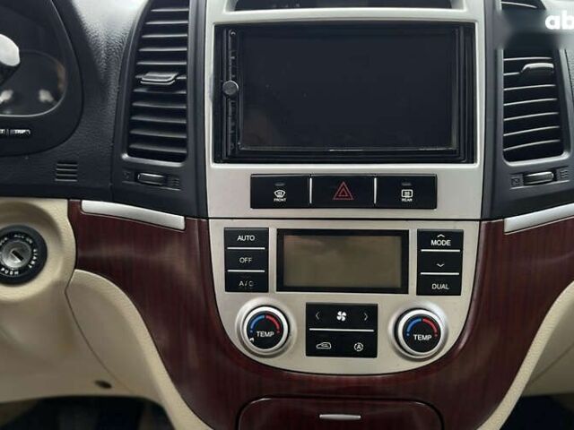 Хендай Санта Фе, об'ємом двигуна 2.2 л та пробігом 202 тис. км за 9800 $, фото 18 на Automoto.ua