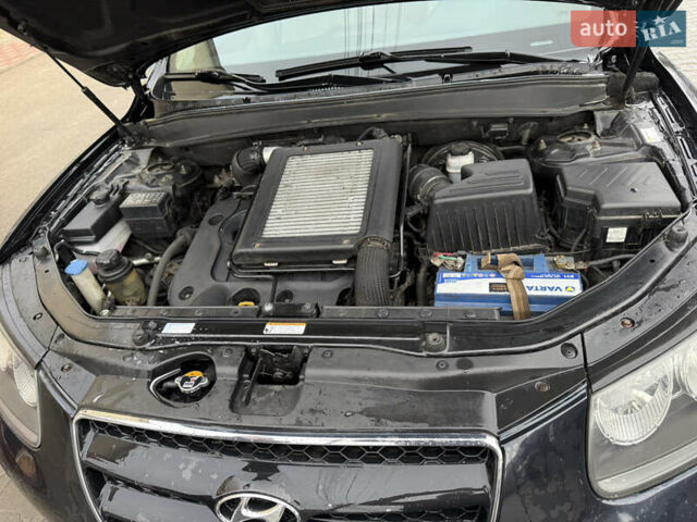 Хендай Санта Фе, объемом двигателя 2.2 л и пробегом 252 тыс. км за 10000 $, фото 13 на Automoto.ua