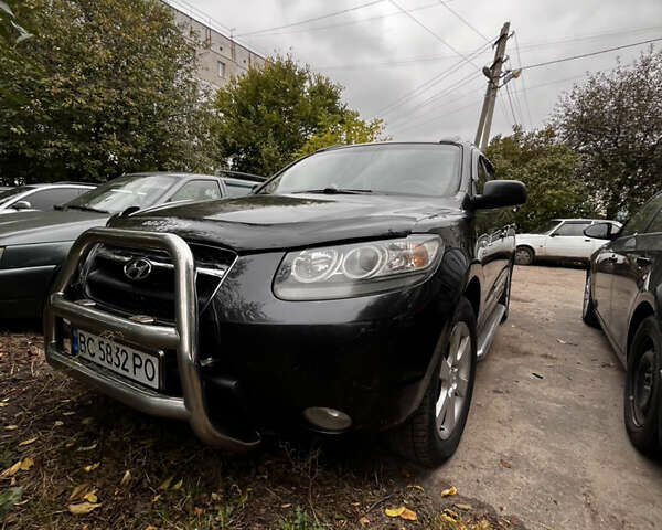 Хендай Санта Фе, объемом двигателя 2.66 л и пробегом 300 тыс. км за 8500 $, фото 1 на Automoto.ua