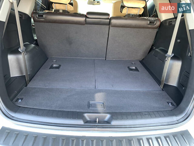 Хендай Санта Фе, объемом двигателя 2.7 л и пробегом 90 тыс. км за 12700 $, фото 70 на Automoto.ua