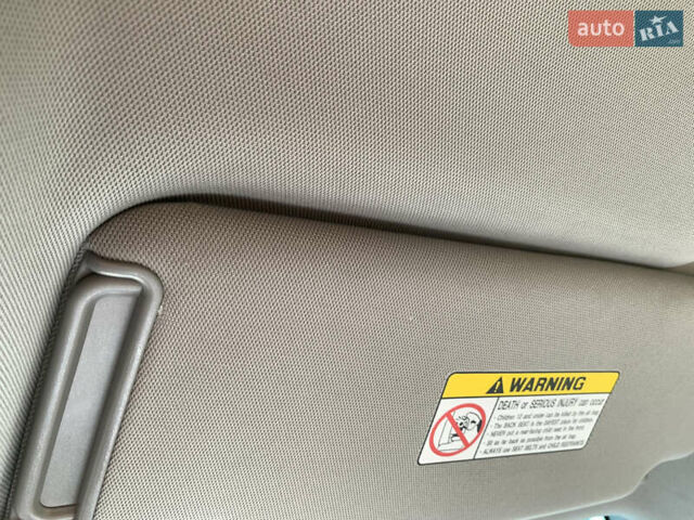 Хендай Санта Фе, объемом двигателя 2.7 л и пробегом 90 тыс. км за 12700 $, фото 19 на Automoto.ua