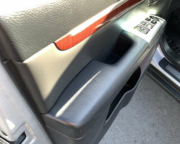 Хендай Санта Фе, объемом двигателя 2.7 л и пробегом 90 тыс. км за 12700 $, фото 7 на Automoto.ua