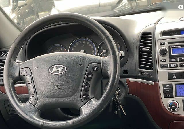 Хендай Санта Фе, объемом двигателя 2.2 л и пробегом 243 тыс. км за 9900 $, фото 19 на Automoto.ua