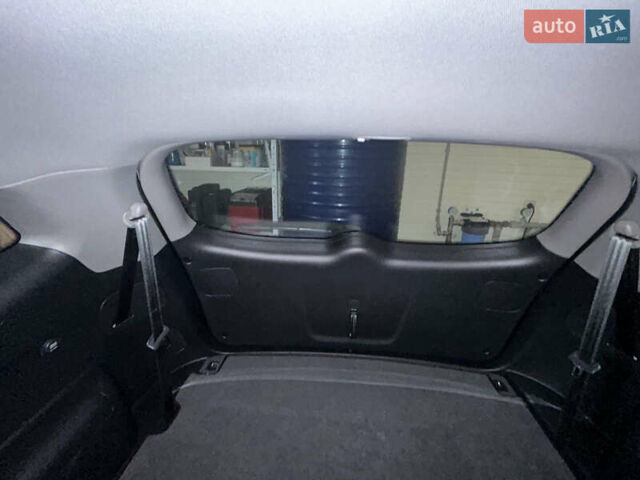 Хендай Санта Фе, объемом двигателя 2.7 л и пробегом 90 тыс. км за 12700 $, фото 73 на Automoto.ua