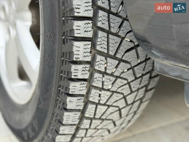 Хендай Санта Фе, объемом двигателя 2.2 л и пробегом 300 тыс. км за 5100 $, фото 38 на Automoto.ua