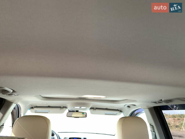 Хендай Санта Фе, объемом двигателя 2.7 л и пробегом 90 тыс. км за 12700 $, фото 23 на Automoto.ua
