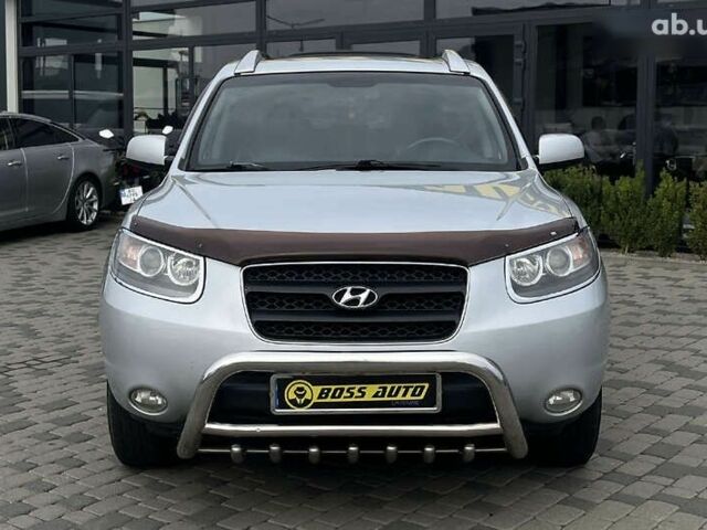 Хендай Санта Фе, объемом двигателя 0 л и пробегом 210 тыс. км за 9500 $, фото 1 на Automoto.ua
