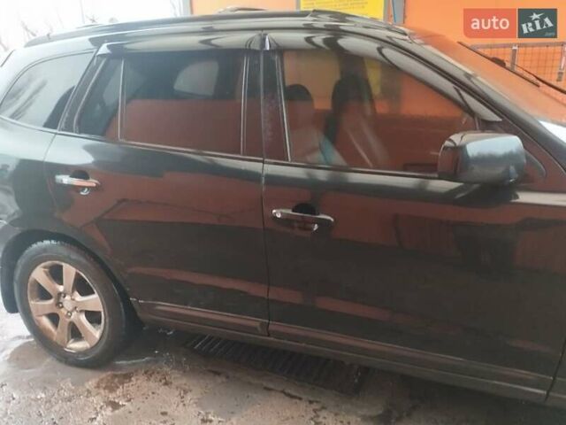 Хендай Санта Фе, объемом двигателя 2.7 л и пробегом 280 тыс. км за 6800 $, фото 3 на Automoto.ua