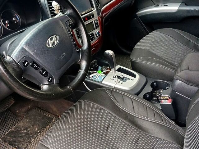 Хендай Санта Фе, объемом двигателя 2.2 л и пробегом 280 тыс. км за 6500 $, фото 3 на Automoto.ua