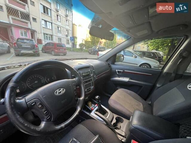 Хендай Санта Фе, объемом двигателя 2.2 л и пробегом 307 тыс. км за 8600 $, фото 5 на Automoto.ua
