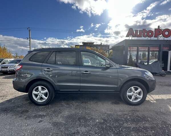 Хендай Санта Фе, объемом двигателя 2.2 л и пробегом 263 тыс. км за 12999 $, фото 4 на Automoto.ua