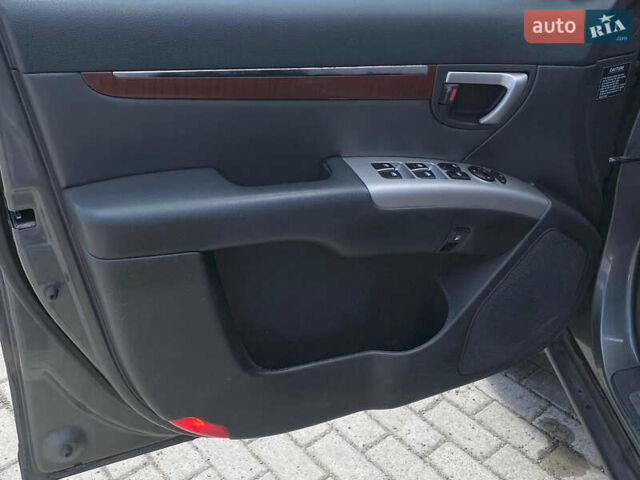 Хендай Санта Фе, об'ємом двигуна 2.2 л та пробігом 255 тис. км за 9200 $, фото 16 на Automoto.ua