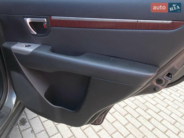 Хендай Санта Фе, об'ємом двигуна 2.2 л та пробігом 255 тис. км за 9200 $, фото 19 на Automoto.ua