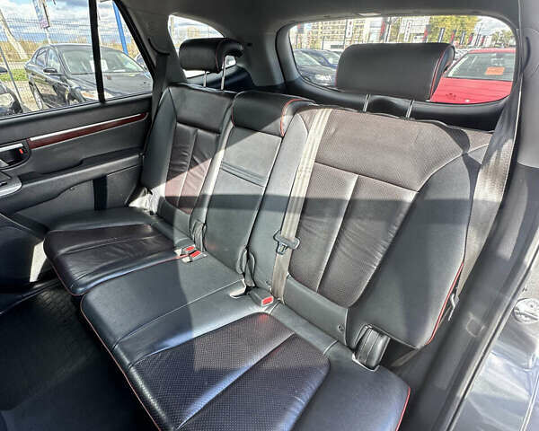 Хендай Санта Фе, объемом двигателя 2.2 л и пробегом 263 тыс. км за 12999 $, фото 15 на Automoto.ua