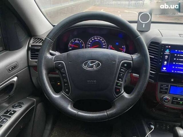 Хендай Санта Фе, объемом двигателя 2 л и пробегом 270 тыс. км за 11900 $, фото 18 на Automoto.ua