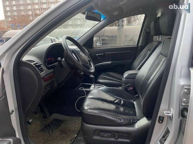 Хендай Санта Фе, объемом двигателя 2 л и пробегом 270 тыс. км за 11900 $, фото 7 на Automoto.ua