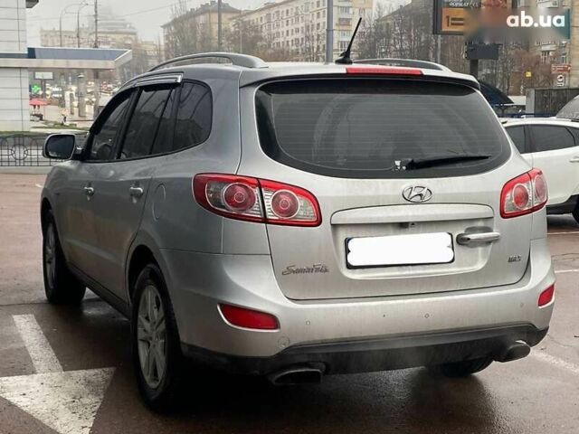 Хендай Санта Фе, объемом двигателя 2 л и пробегом 270 тыс. км за 11900 $, фото 3 на Automoto.ua