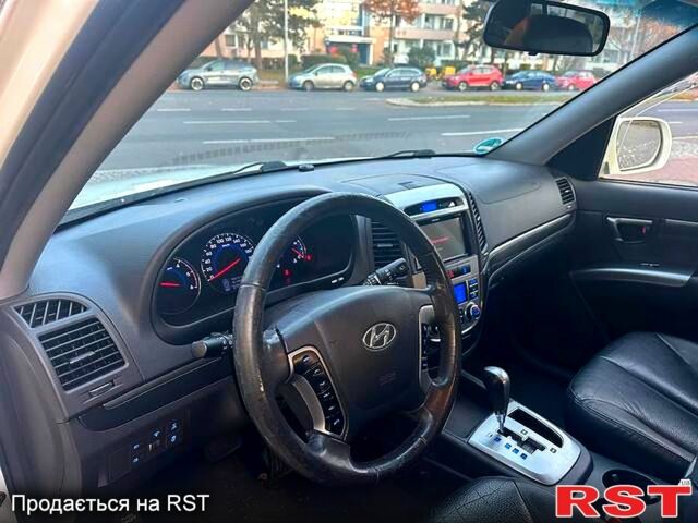 Хендай Санта Фе, объемом двигателя 2.2 л и пробегом 270 тыс. км за 8000 $, фото 8 на Automoto.ua