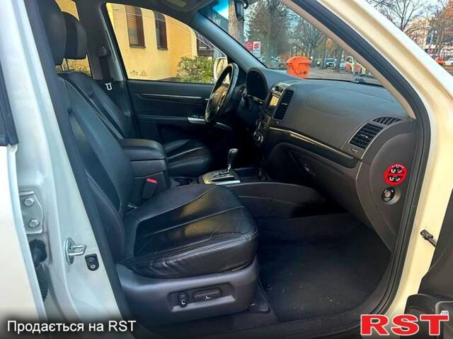 Хендай Санта Фе, объемом двигателя 2.2 л и пробегом 270 тыс. км за 8000 $, фото 7 на Automoto.ua