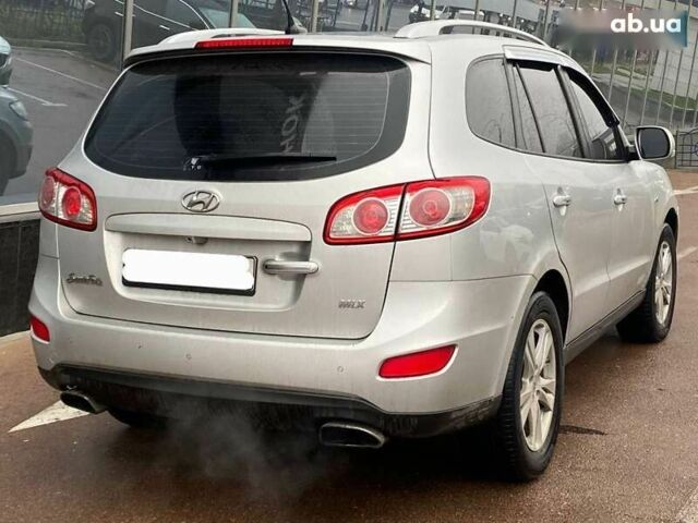 Хендай Санта Фе, объемом двигателя 2 л и пробегом 270 тыс. км за 11900 $, фото 4 на Automoto.ua
