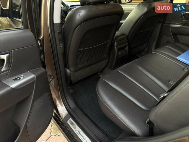 Хендай Санта Фе, об'ємом двигуна 2.2 л та пробігом 196 тис. км за 13600 $, фото 20 на Automoto.ua