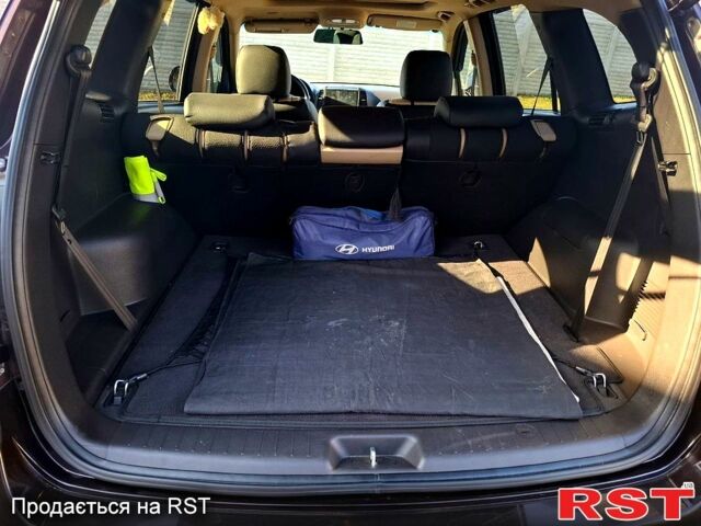 Хендай Санта Фе 2011 у Харкові на Automoto.ua Хендай Санта Фе, об'ємом двигуна 2.2 л та пробігом 210 тис. км за 13500 $, фото 8 на Automoto.ua