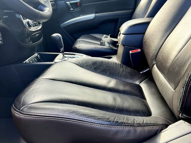 Хендай Санта Фе, объемом двигателя 2.2 л и пробегом 211 тыс. км за 13799 $, фото 6 на Automoto.ua