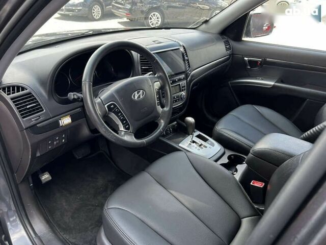 Хендай Санта Фе, объемом двигателя 2.2 л и пробегом 236 тыс. км за 13999 $, фото 24 на Automoto.ua