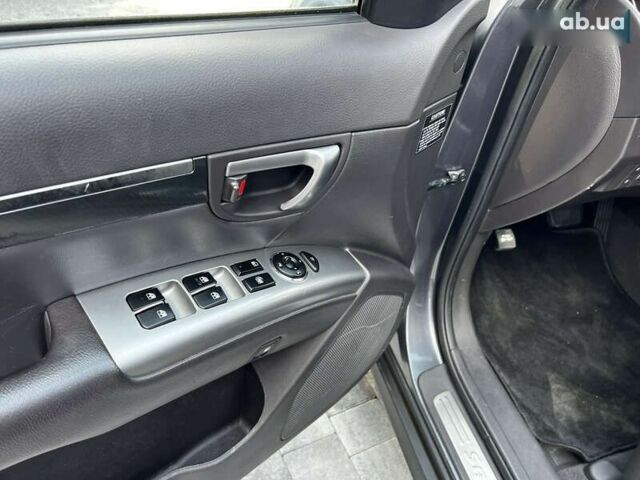 Хендай Санта Фе, объемом двигателя 2.2 л и пробегом 236 тыс. км за 13999 $, фото 27 на Automoto.ua