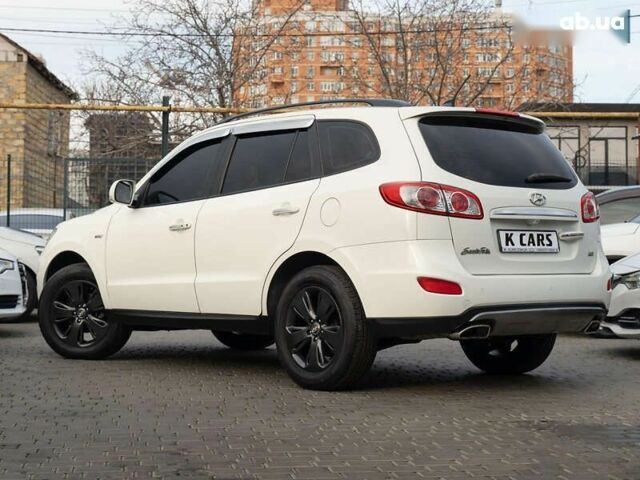 Хендай Санта Фе, об'ємом двигуна 2 л та пробігом 174 тис. км за 13600 $, фото 1 на Automoto.ua