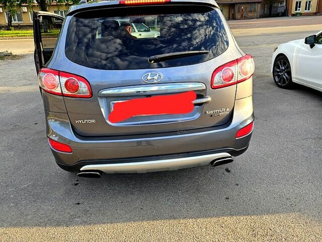 Хендай Санта Фе, объемом двигателя 2.2 л и пробегом 235 тыс. км за 14300 $, фото 3 на Automoto.ua