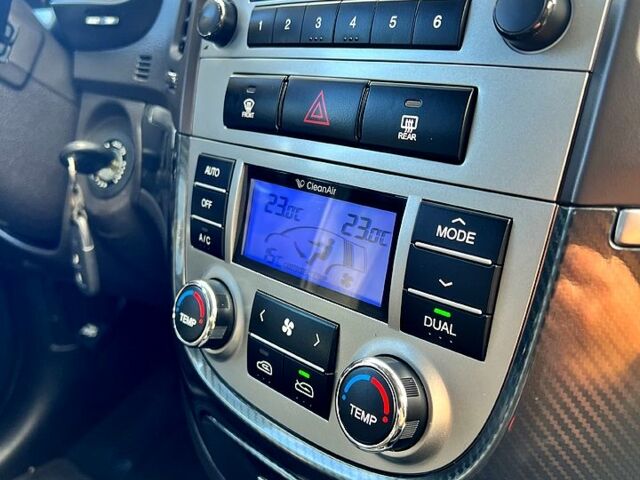 Хендай Санта Фе, объемом двигателя 2.2 л и пробегом 211 тыс. км за 13799 $, фото 12 на Automoto.ua