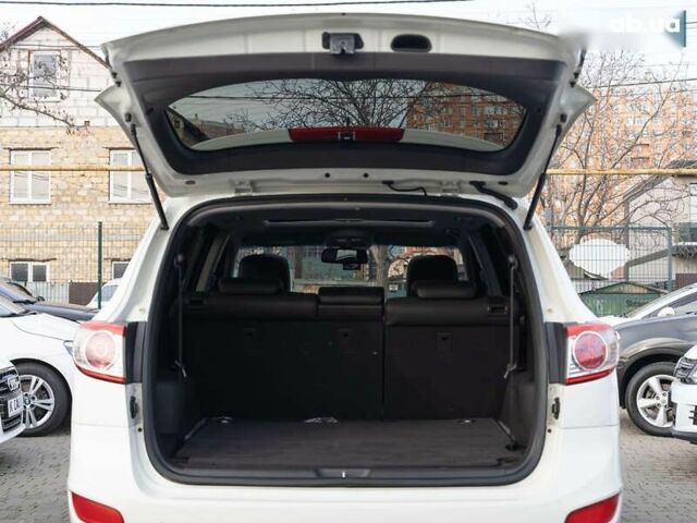 Хендай Санта Фе, об'ємом двигуна 2 л та пробігом 174 тис. км за 13600 $, фото 9 на Automoto.ua